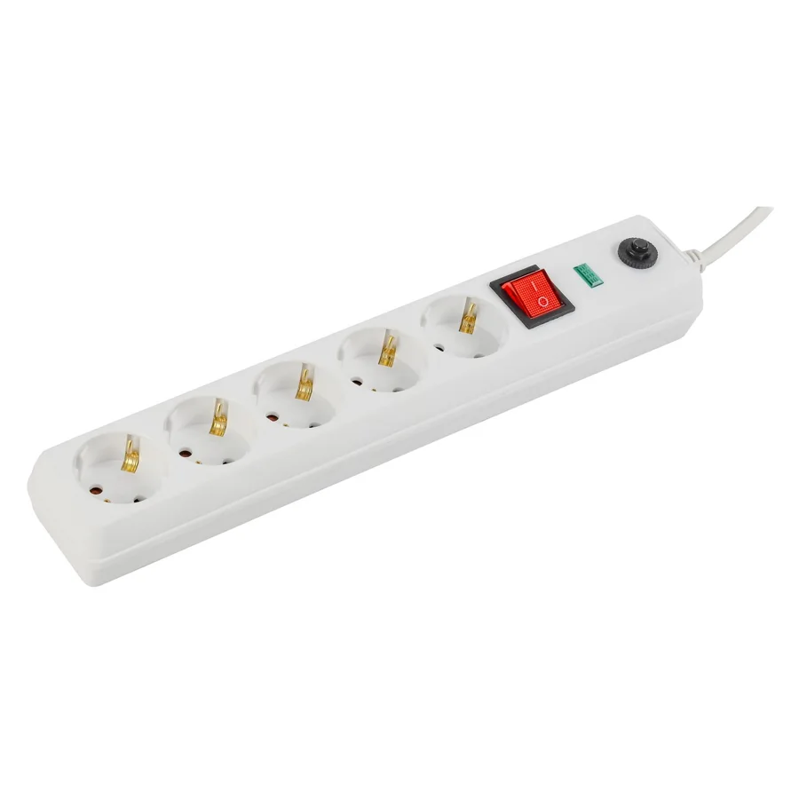 Сетевой фильтр IEK СФ-05К, 5 гнёзд, 3 м, 3×1 мм², с выключателем